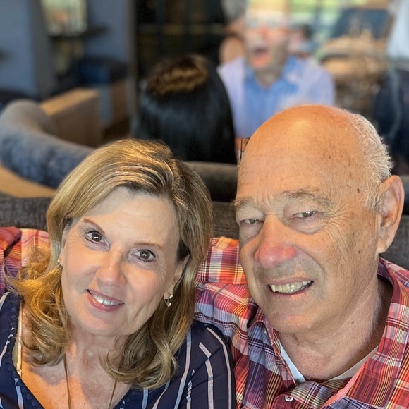 Meet your Posher, Sharon - Picture 3 of 3